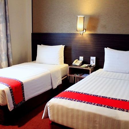 Swiss-Belinn Pangkalanbuun Kültér fotó