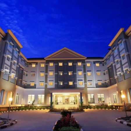 Swiss-Belinn Pangkalanbuun Kültér fotó
