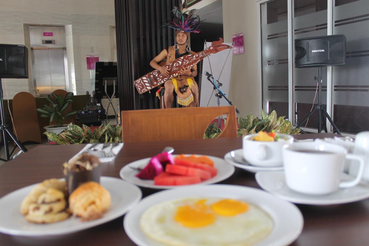 Swiss-Belinn Pangkalanbuun Kültér fotó