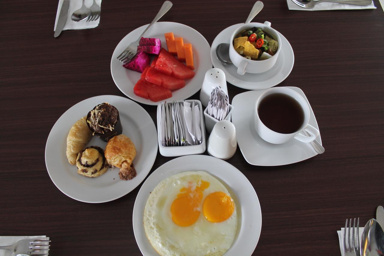 Swiss-Belinn Pangkalanbuun Kültér fotó