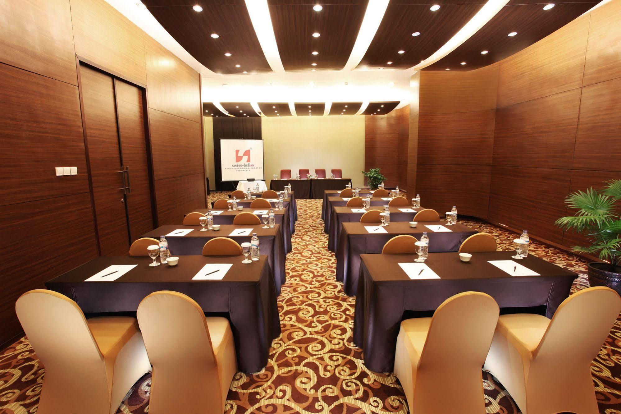 Swiss-Belinn Pangkalanbuun Kültér fotó