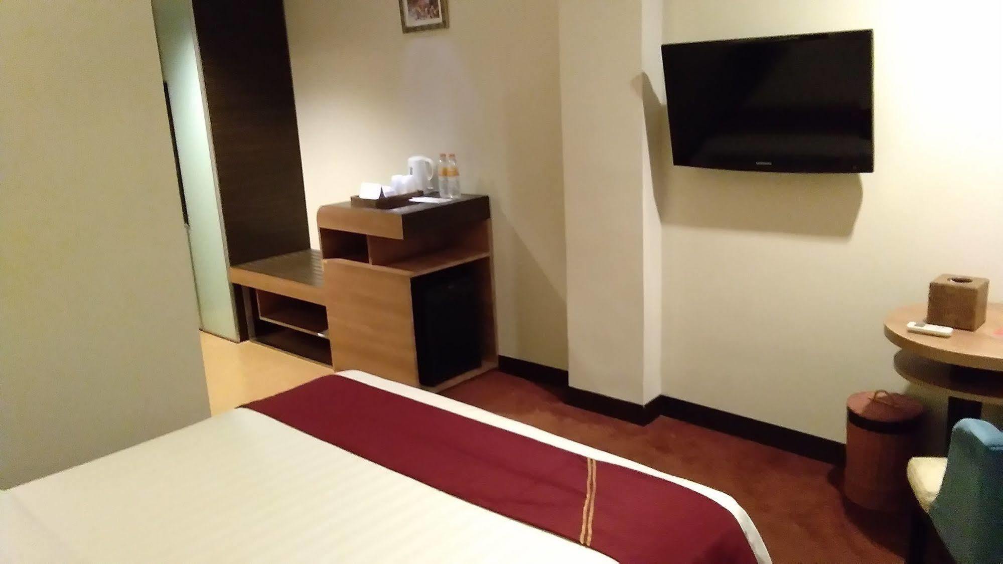 Swiss-Belinn Pangkalanbuun Kültér fotó